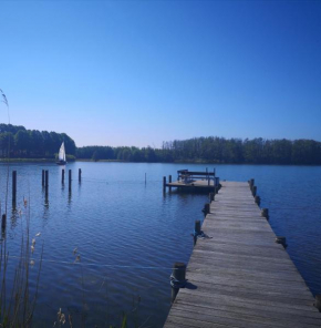 Plöni 12 Top FeWo mit eigenem Bootssteg am Plöner See